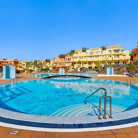 Granada Park Pool View Διαμέρισμα *